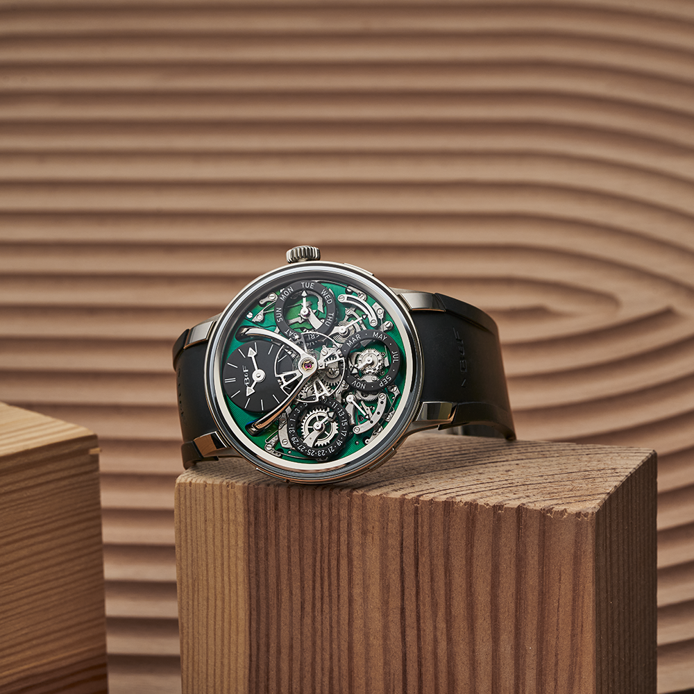 MB&F Legacy Machine: Perpetual Evo Titanium