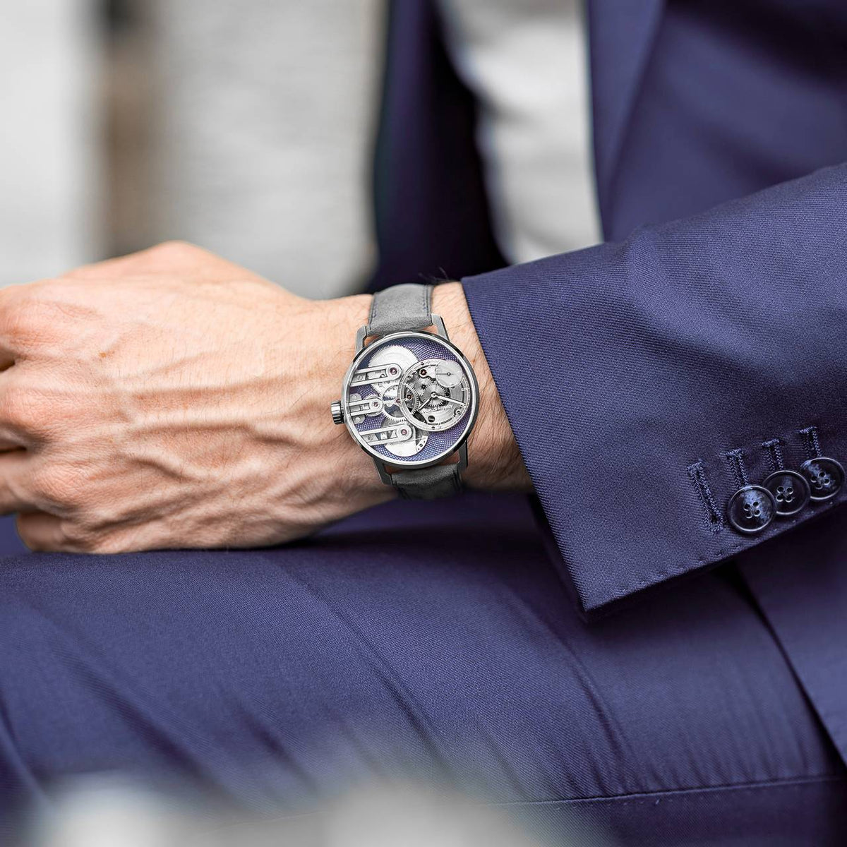 Armin Strom Gravity Equal Force Ultimate Sapphire Purple