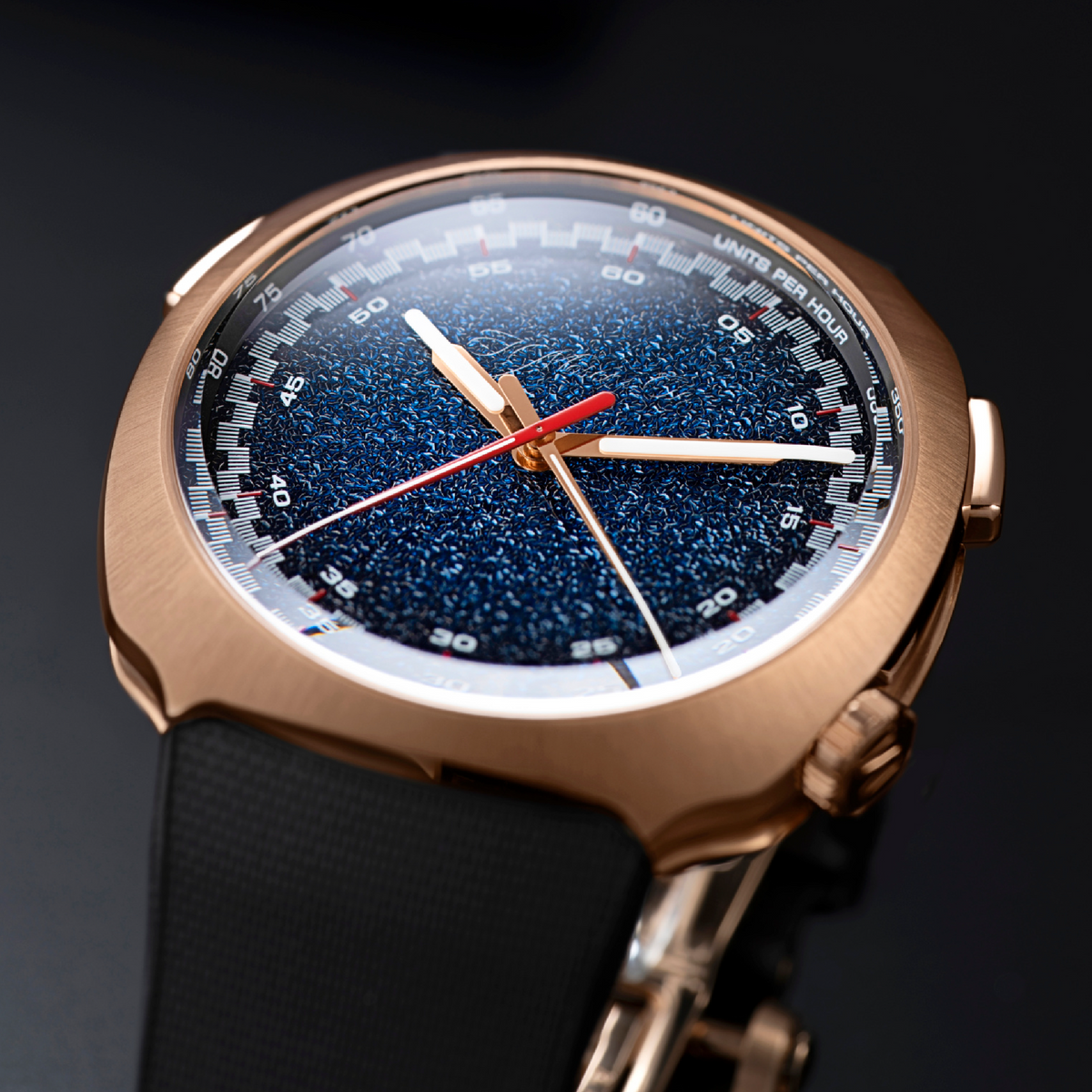 H. Moser & Cie Streamliner Flyback Chronograph Automatic – Midnight Blue Fumé