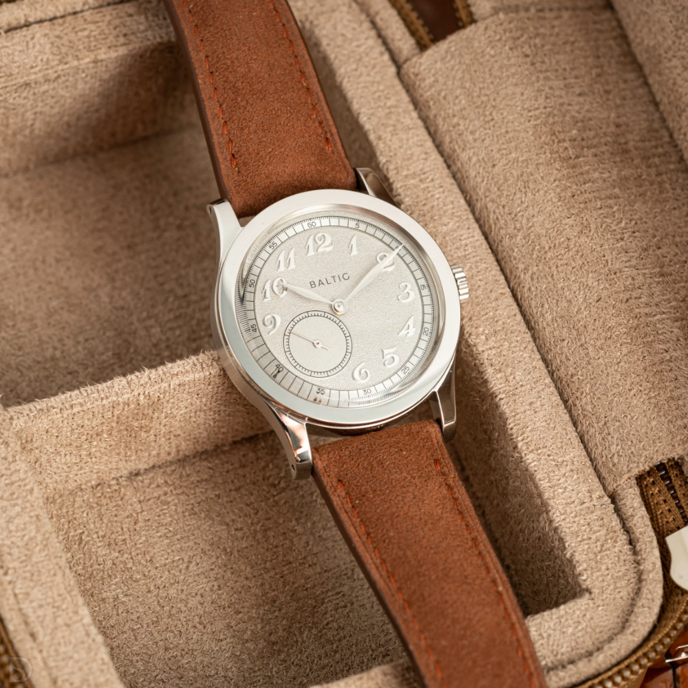 Delugs Alcantara Signature Strap