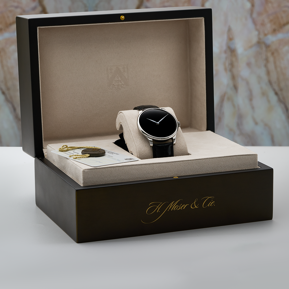 H. Moser & Cie. - Venturer Xl Concept