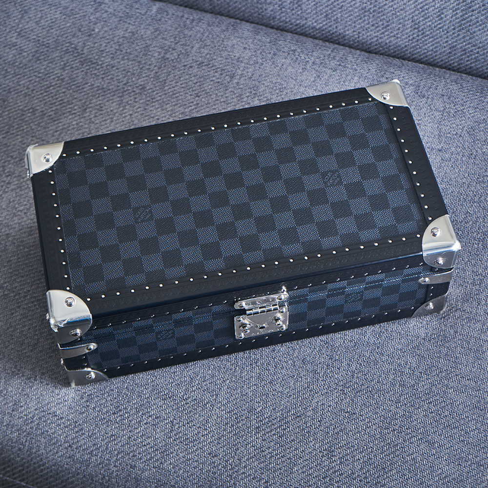 Louis Vuitton 8 watch case in Damier Graphite Canvas