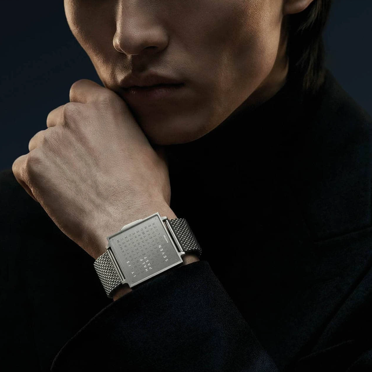 Qlocktwo QW38 Fine Steel