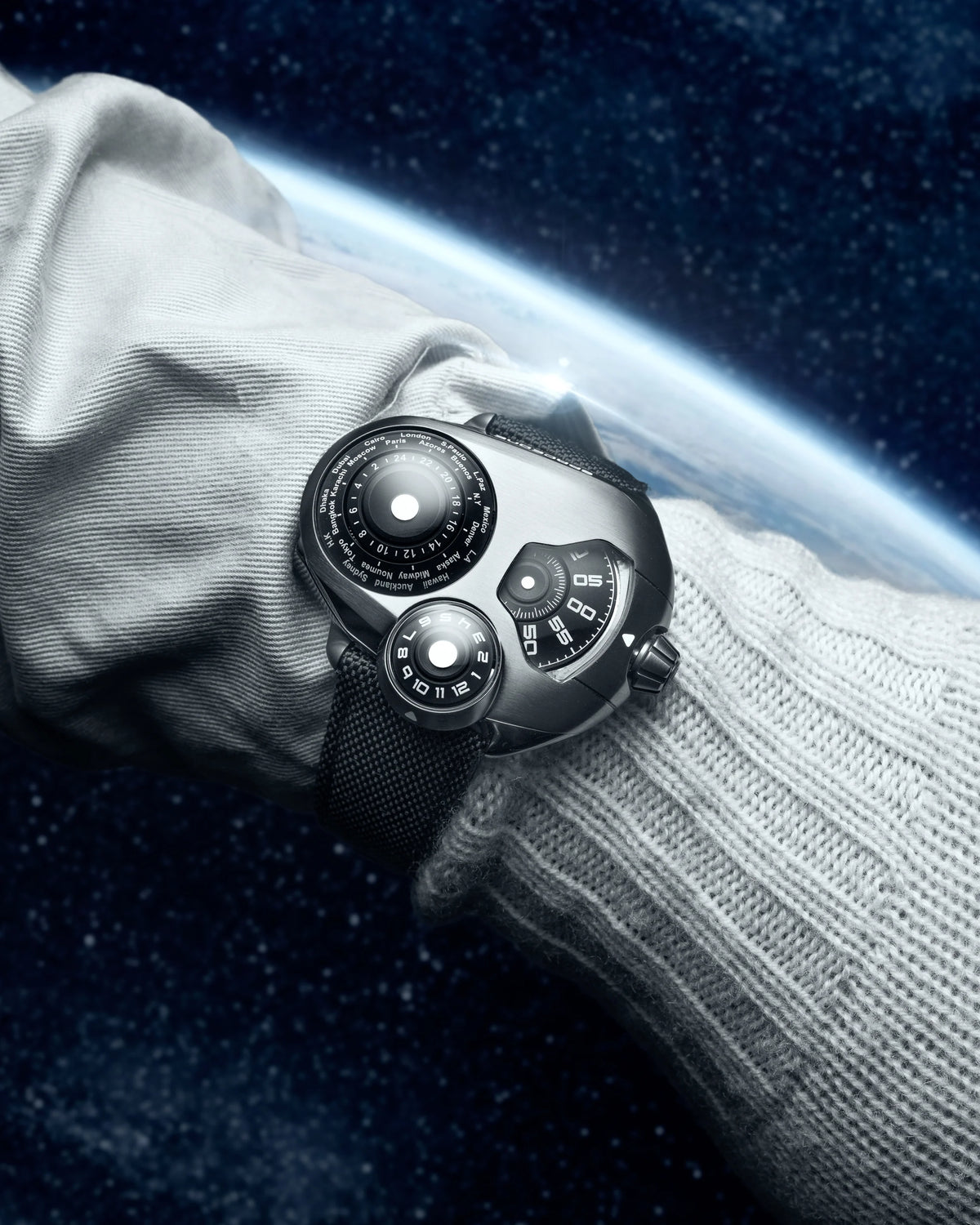 Spaceone Worldtimer Titanium