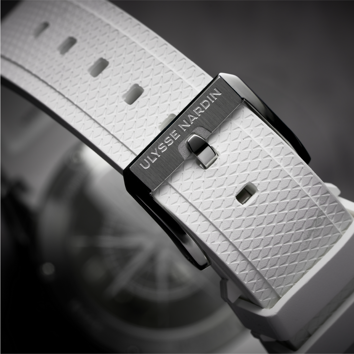 Ulysse Nardin Diver 39mm (Mother of Pearl)
