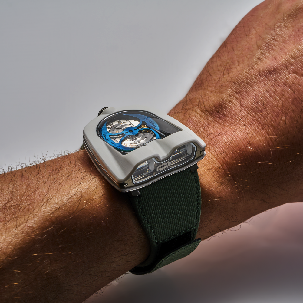 MB&F Horological Machine N°8 Mark 2 White CarbonMacrolon
