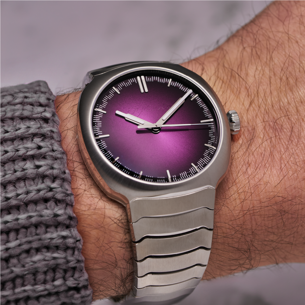 H. Moser & Cie Streamliner Centre Seconds Purple Haze