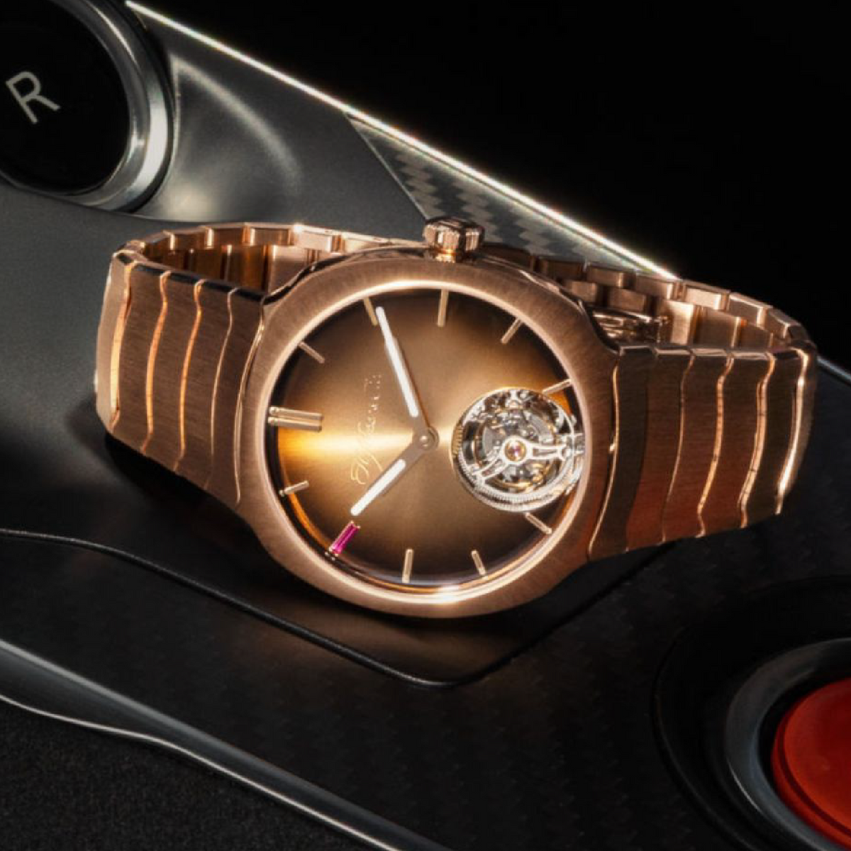 H. Moser & Cie Streamliner Tourbillon Pierre Gasly Edition on Gold