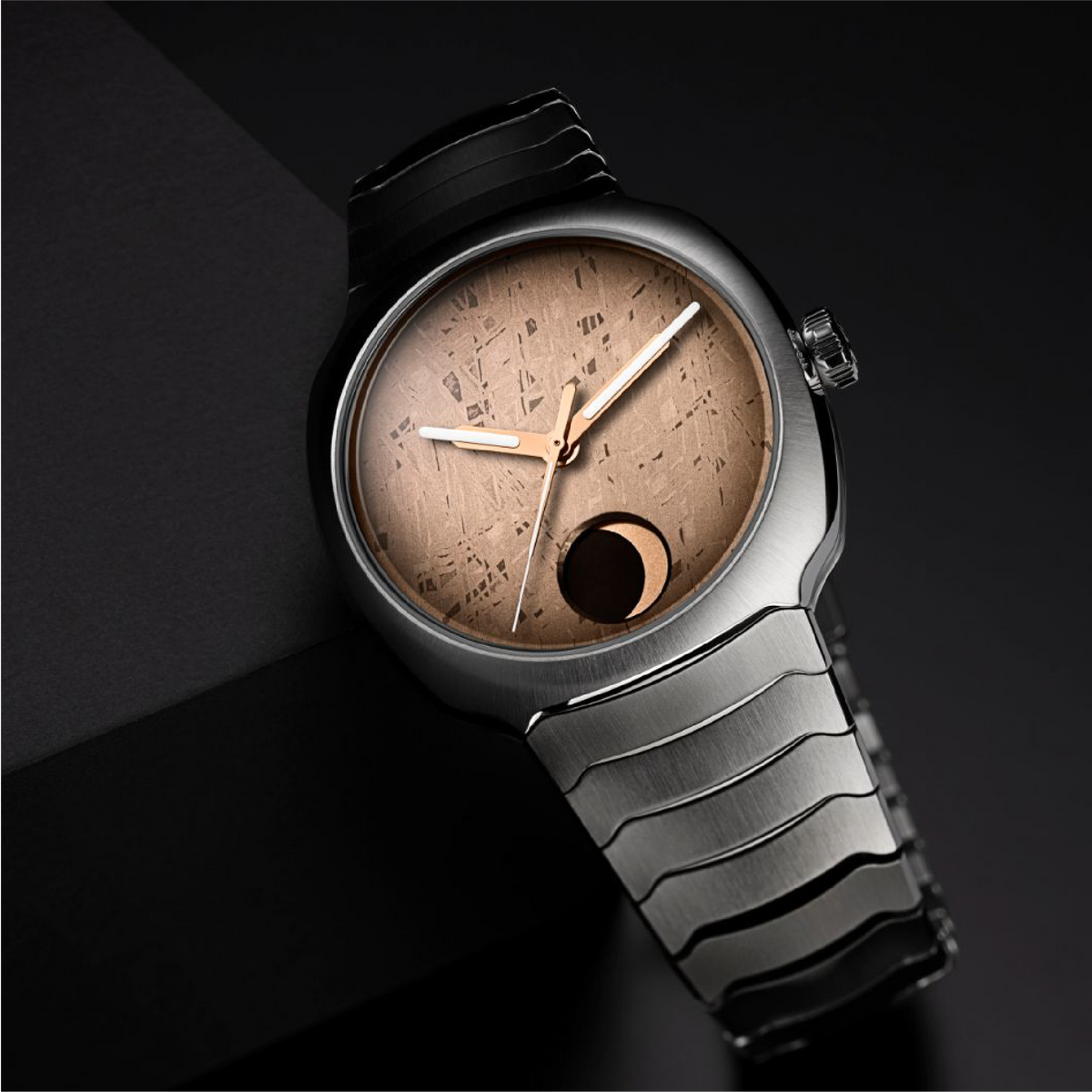 H. Moser & Cie Streamliner Perpetual Moon Concept Meteorite