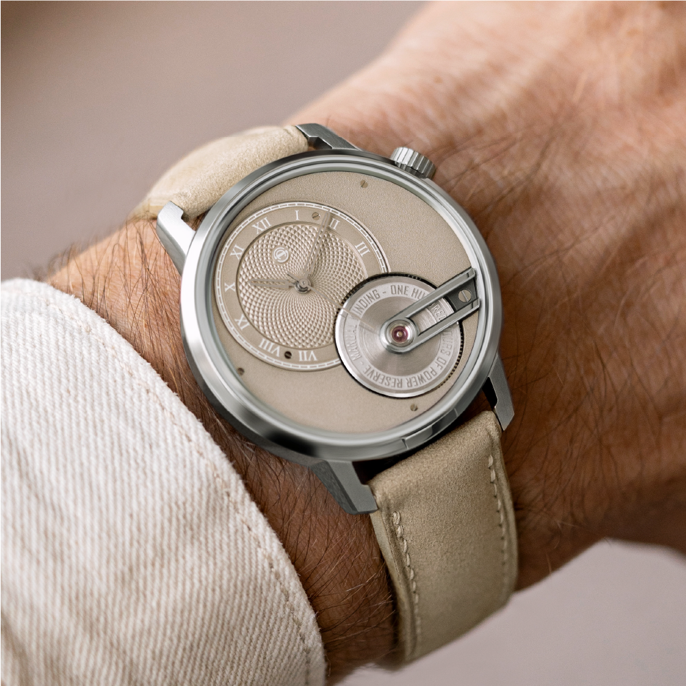 Armin Strom Tribute 1 Sandstein