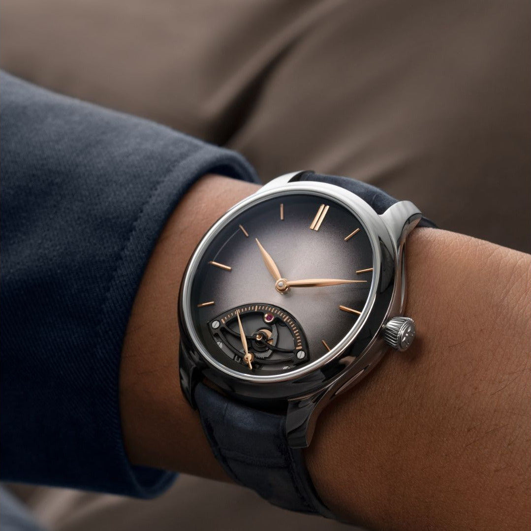 H. Moser & Cie Endeavour Retrograde Seconds Blackor