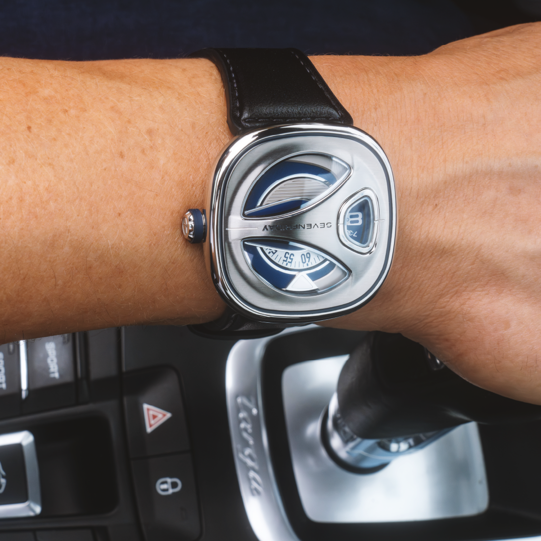 SEVENFRIDAY SF-ME1/01