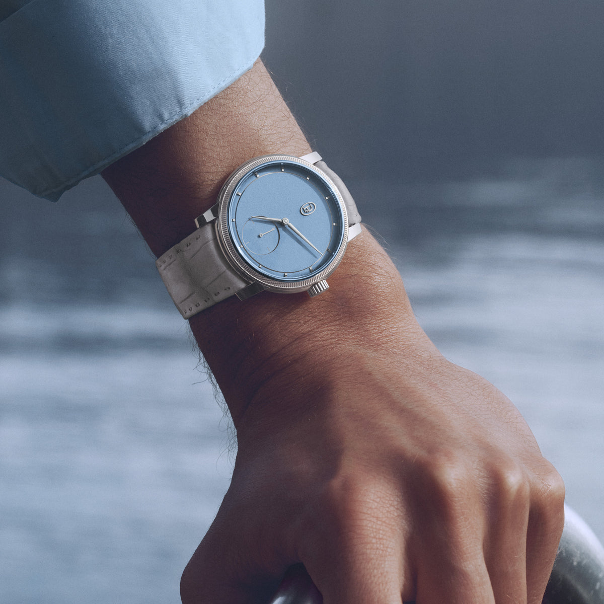 Parmigiani Fleurier Toric Petite Seconde Platinum Morning Blue