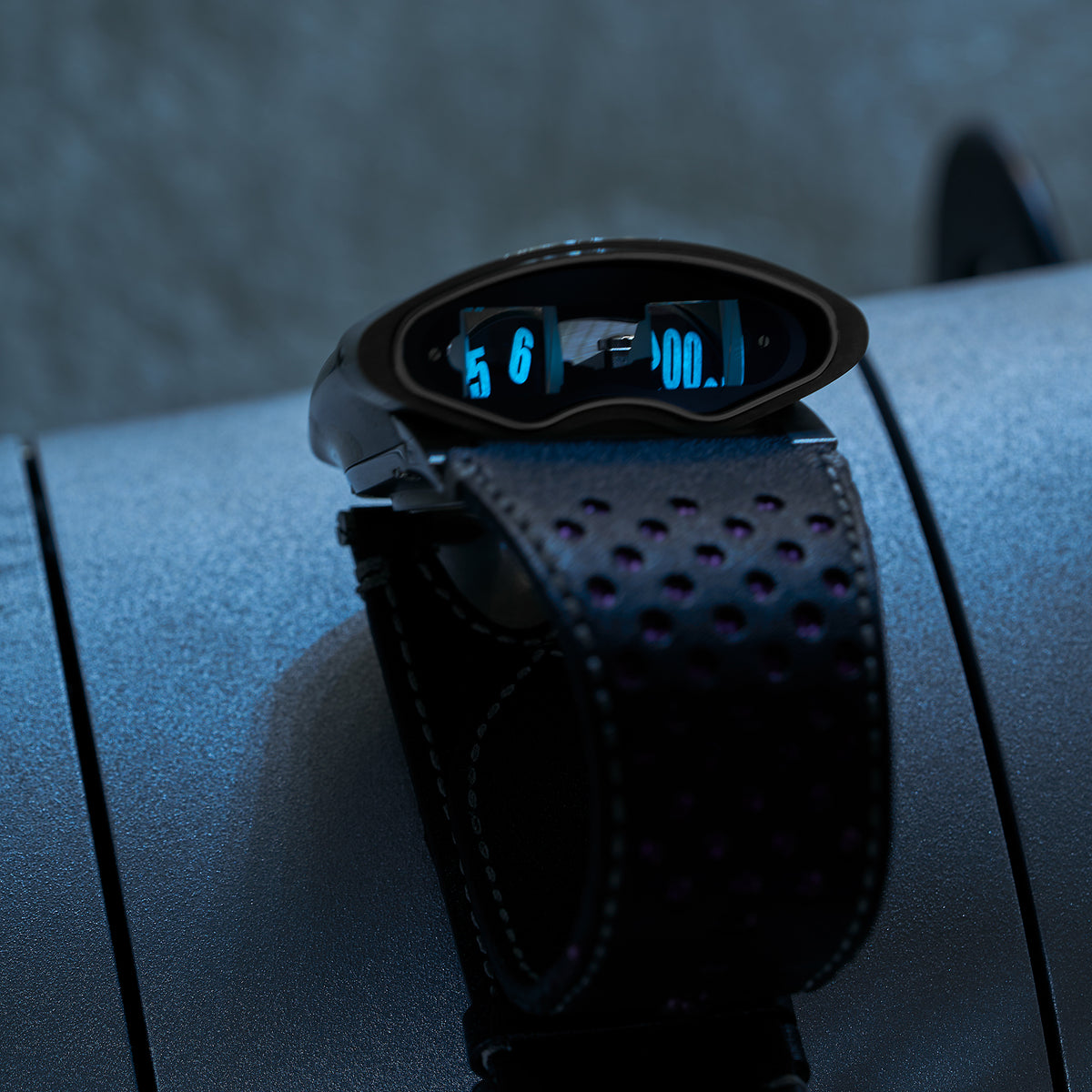MB&F HMX PURPLE BLACK BADGER EDITION LUME DIAL
