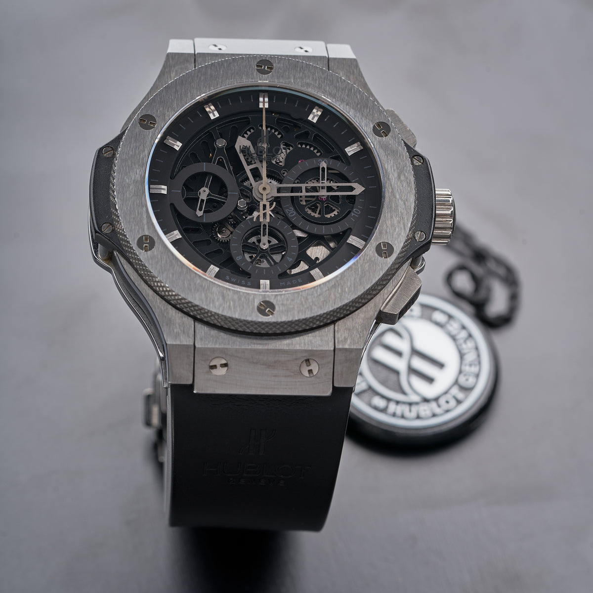 HUBLOT AERO BANG 310.KX.1140.RX LIMITED EDITION FRONT