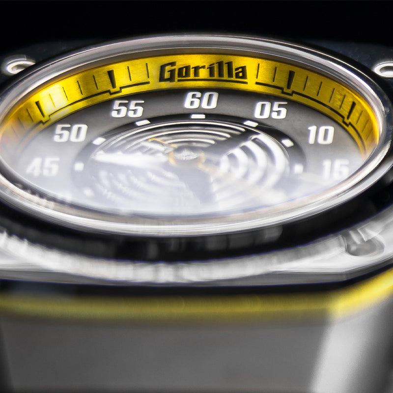 FASTBACK STINGER YELLOW DIAL CLOSE UP